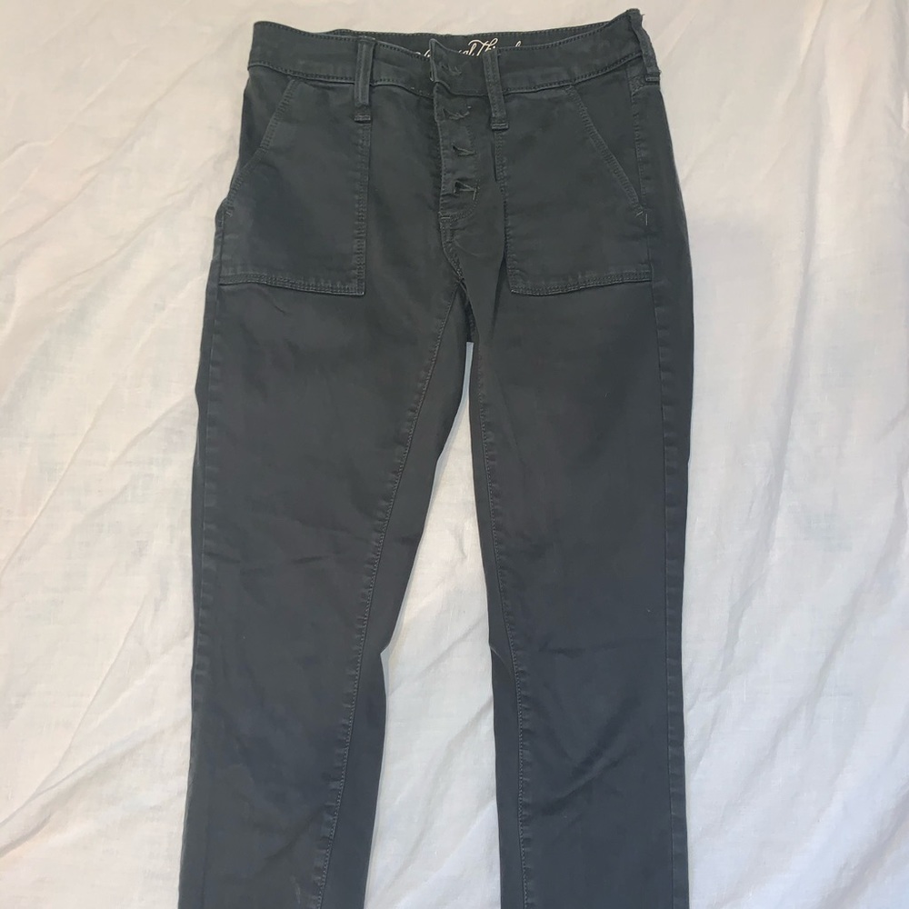 Green target skinny pants.